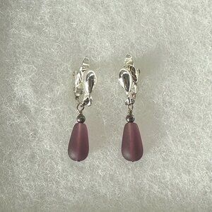 Vintage Silver Tone Purple Teardrop Clip On Earrings Dangle